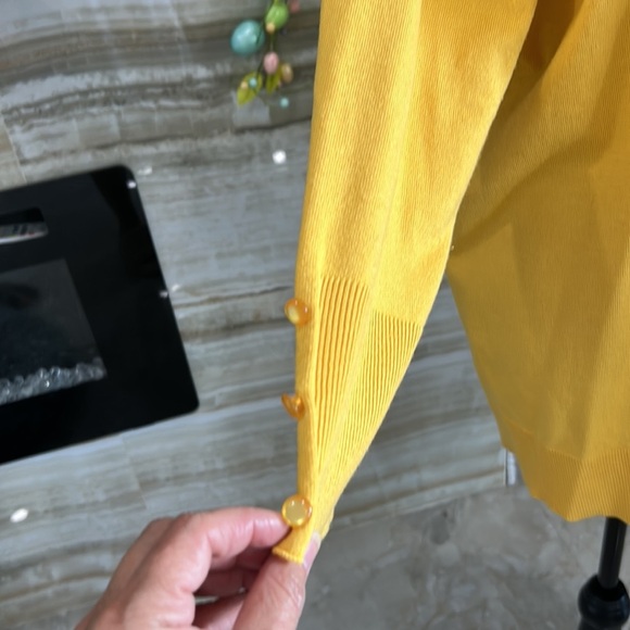 Evolution by Entro Yellow‎ Cardigan. Size XXL (902) - Picture 7 of 12